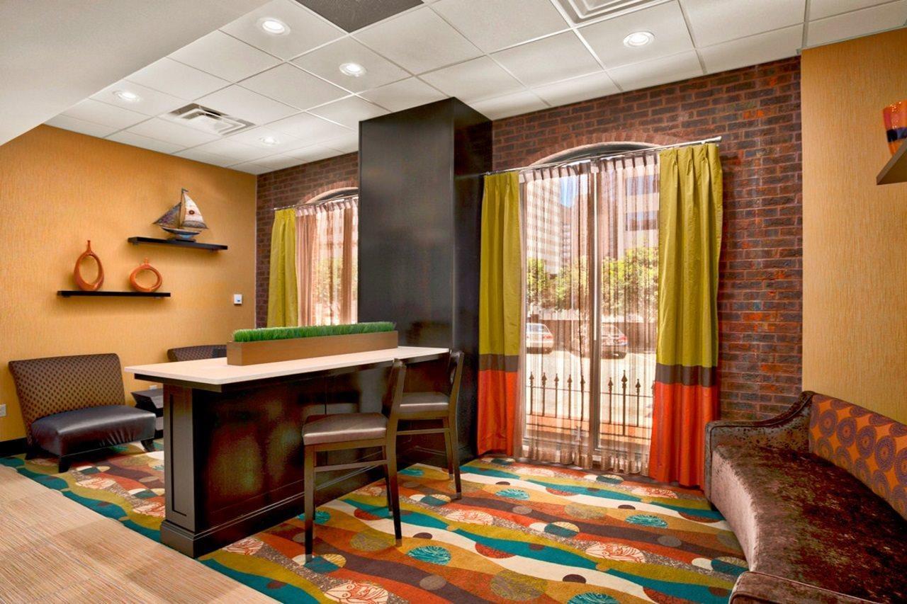 Days Inn By Wyndham Baltimore Inner Harbor Zewnętrze zdjęcie